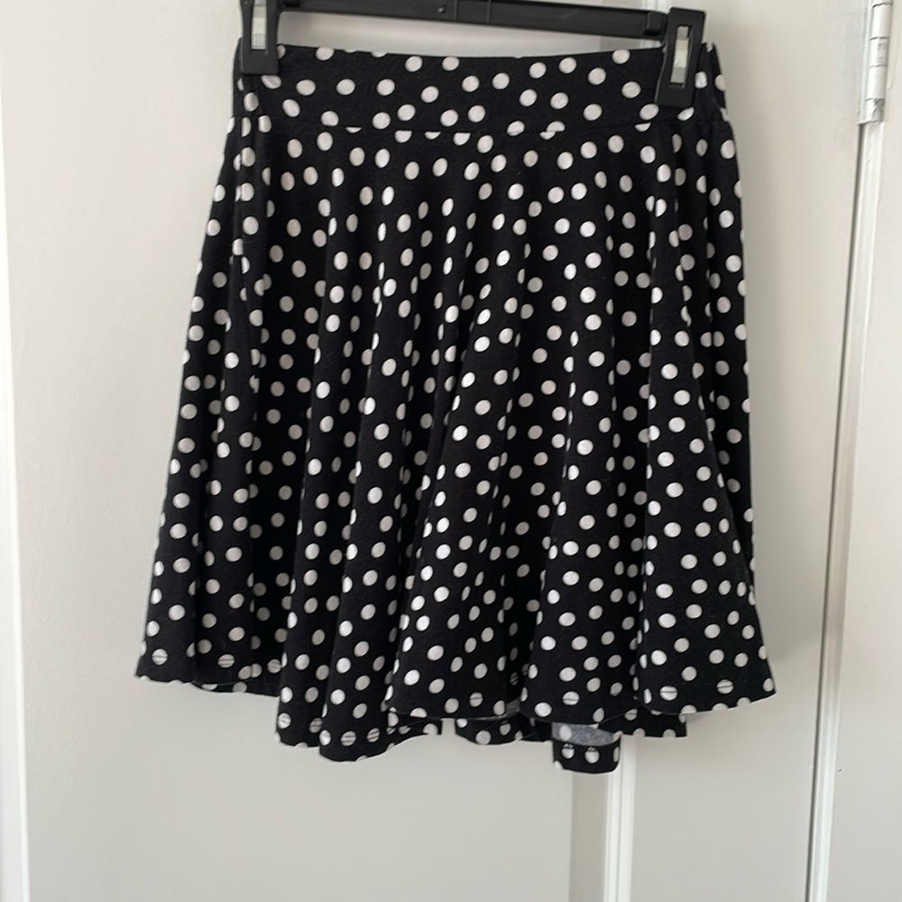Woman polka dot black and white skirt Sz Small